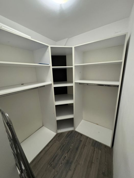 Inchiriez apartament 2 camere decomandat