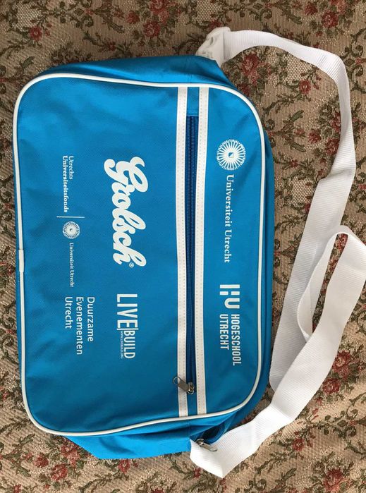 раници чанти ученически и други