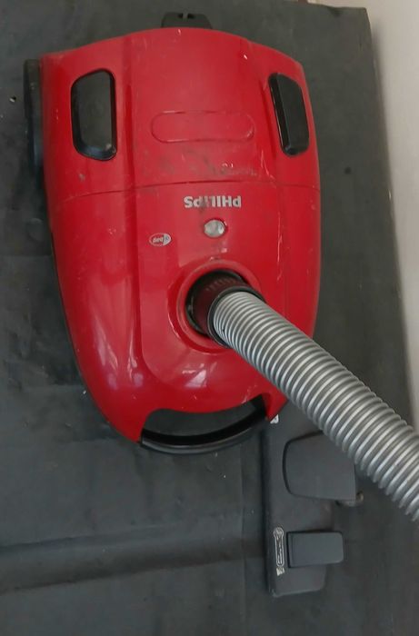 Прахосмукачка PHILIPS