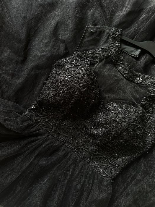 Дълга черна официална рокля - размер 38