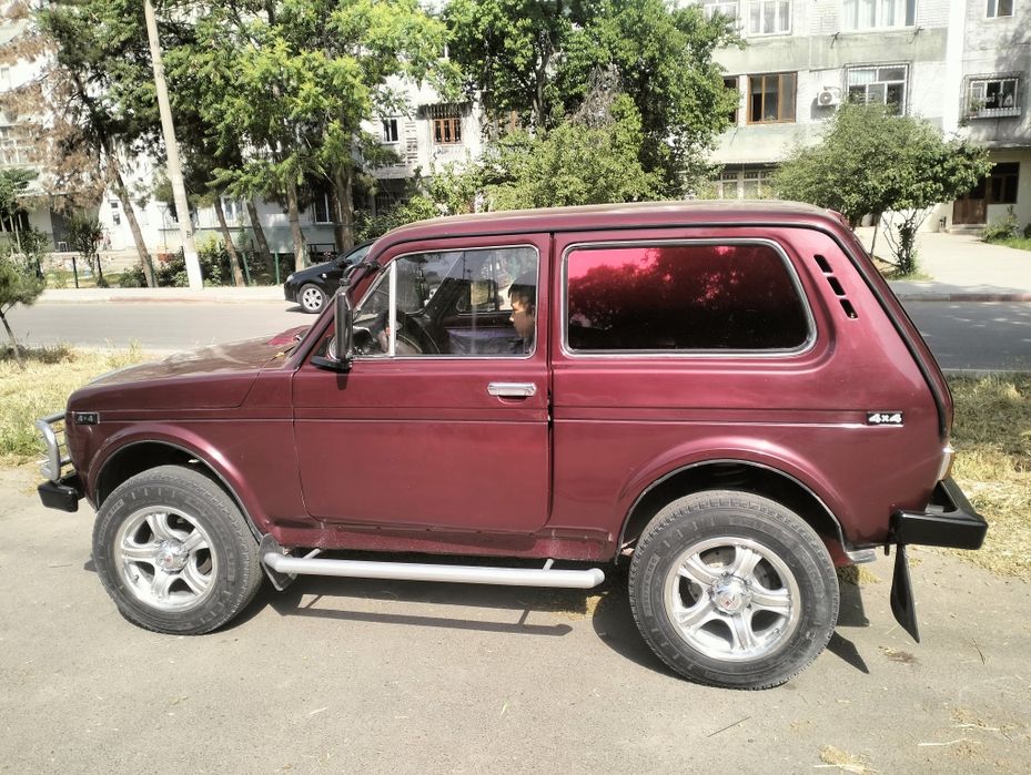 Срочно продается нива .