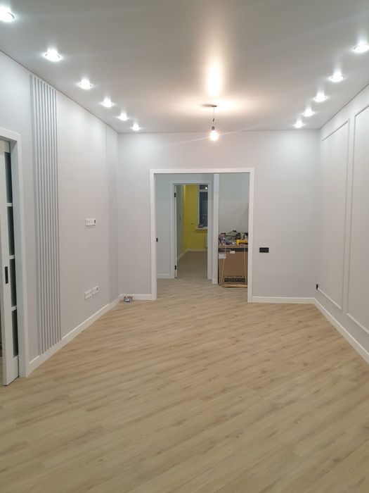 Покраска стен, побелка потолков, обои, левкас. косметический ремонт.