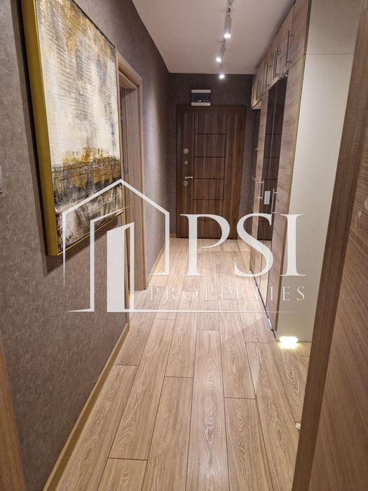 Продава се Четиристаен апартамент в Пловдив, Каменица 2 - 106 кв.м за 1883 €/кв.м - Снимка #4