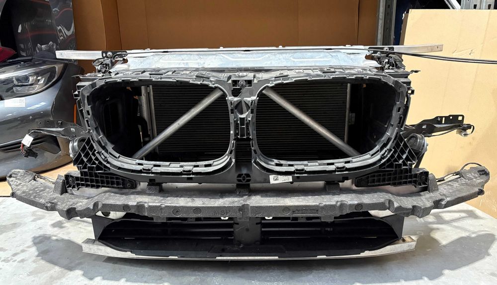 Части за челен удар БМВ Х3 Г01 Х4 Г02 М40 / Предница за БМВ Х3 Х4 М40д