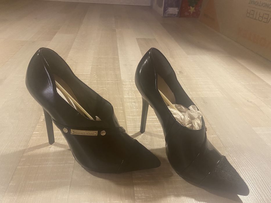 Botine/ pantofi Versace Jeans Couture