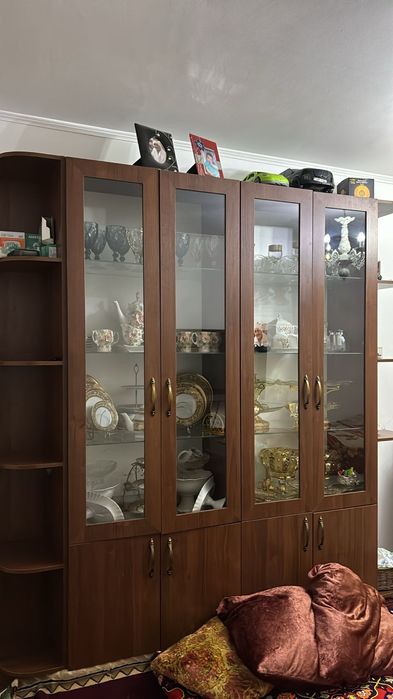 Стенка для посуды