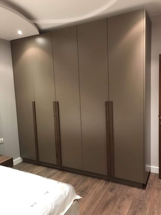 Кухни по поръчка