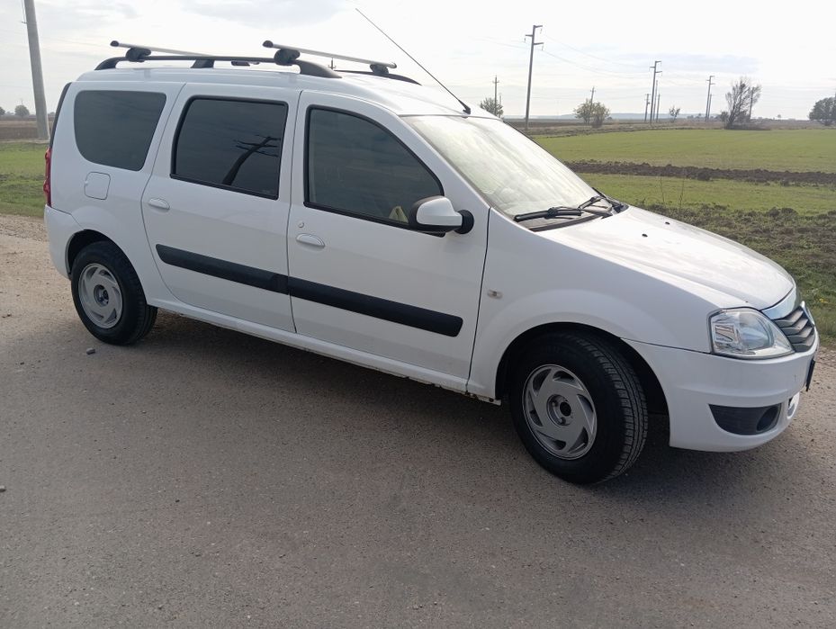 Vând Dacia Logan MCV 1.5dci