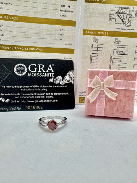 Сребърен пръстен с мойсанит (Диамант) 1 карат