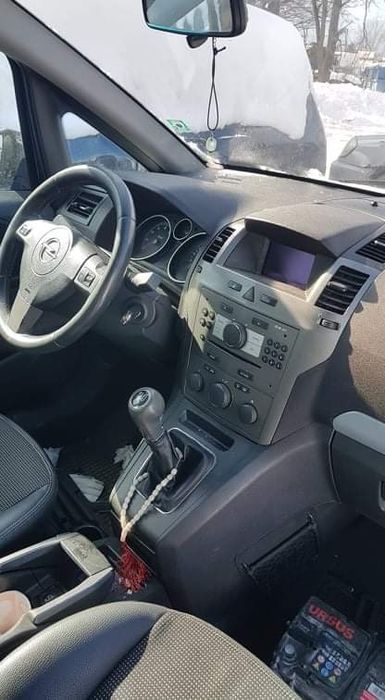Opel Zafira B , Опел Зафира Б бензин На Части !