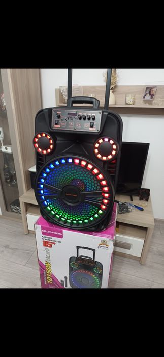 Vând boxă portabilă nouă