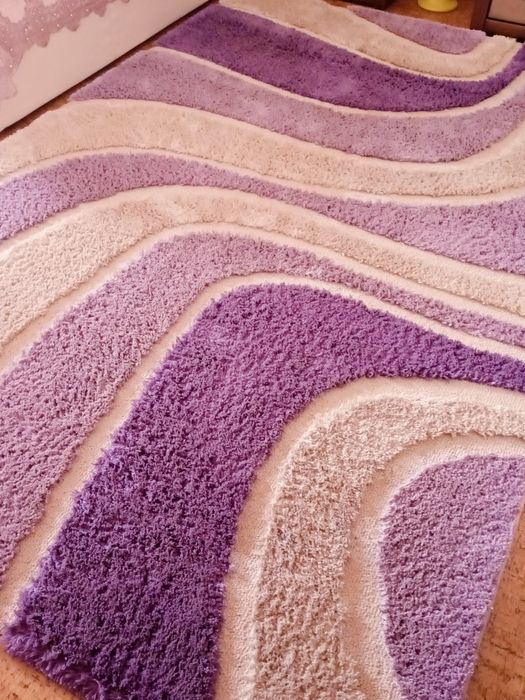 Продам ковёр 2*3