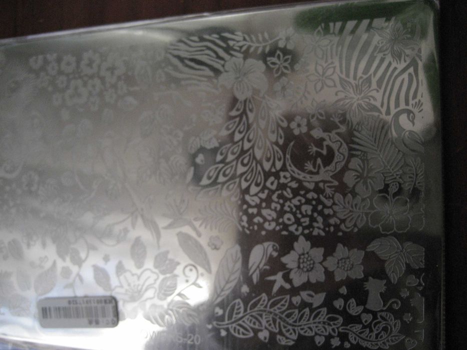 плочки и печат за нокти