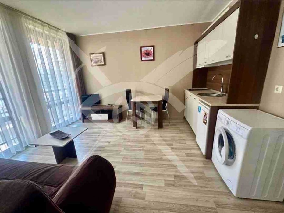 Продава се Двустаен апартамент в к.к. Слънчев бряг - 43 кв.м за 913 €/кв.м - Снимка #1