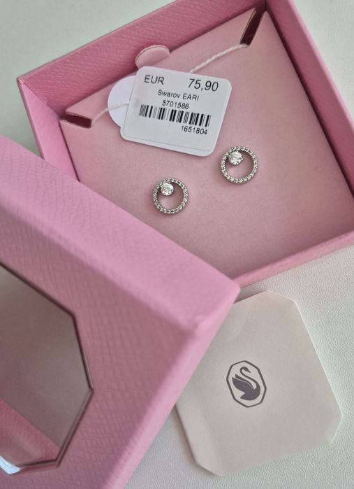 Оригинальные серьги пусеты Swarovski Constella