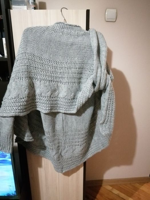 Дамска плетена жилетка , С