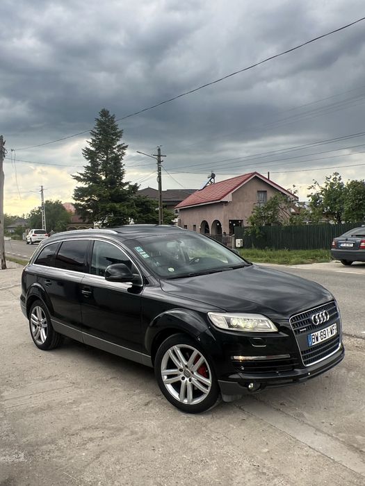 Vand audi Q7 /7 locuri