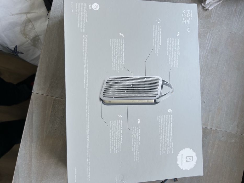B&O Beoplay A2 wireless activ speaker