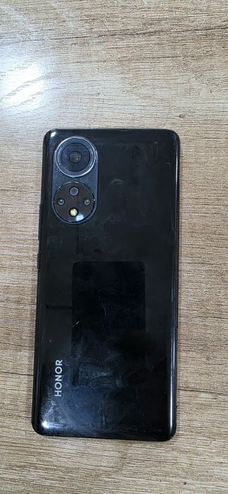 Продам Honor 50  6+2/128gb black