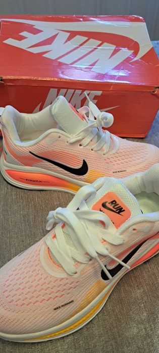 Кроссовки женские 37р найк, nike
