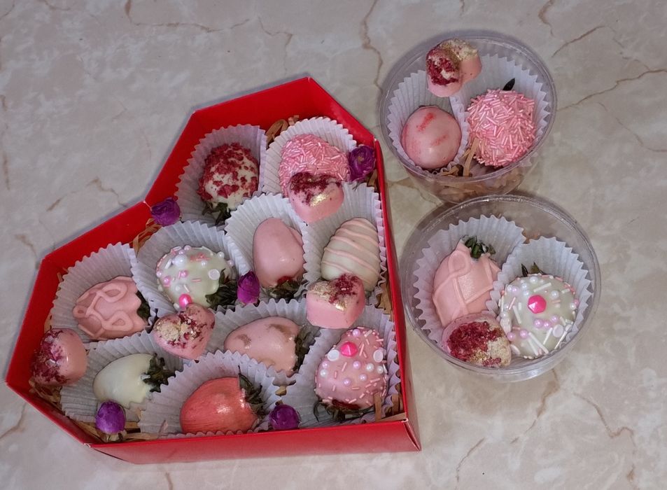 Клубника в шоколаде заказга