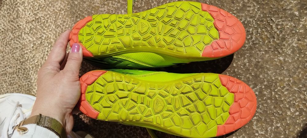 Adidas, nike маратонки