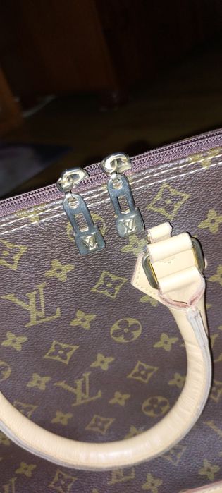 Geantă Louis Vuitton Paris