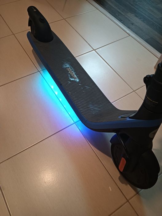 Trotineta electrica NINEBOT eKickScooter C2 Pro, 7 inch, negru-albastr