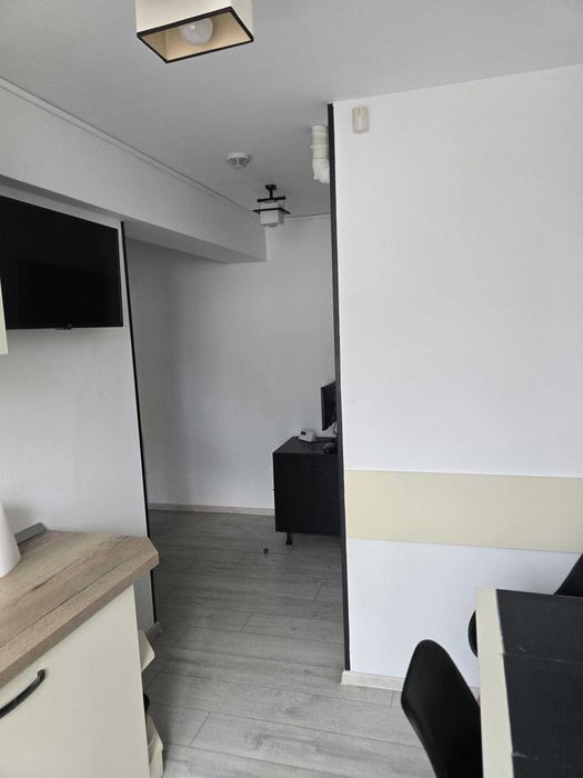 Apartament la parter cu acces direct din stradă – ideal spațiu comercial