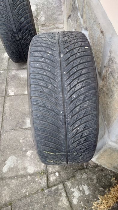 Michelin 245/45/17