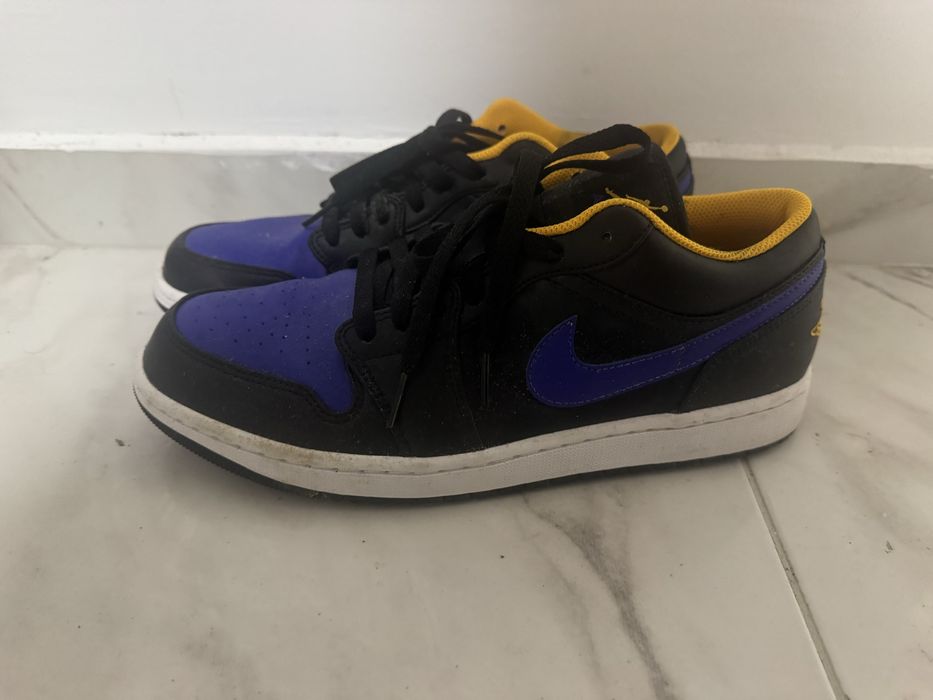 Nike air jordan low