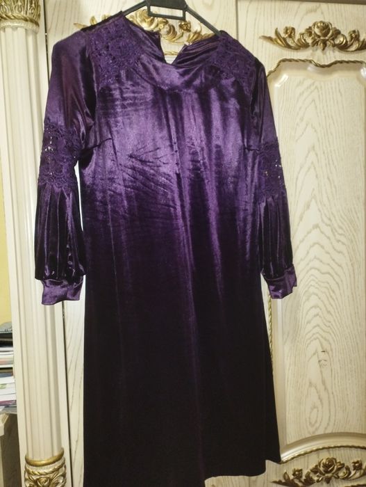 Фиолетовый цвет тоза виллурдан тикилган