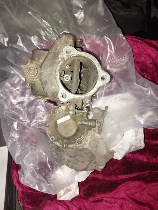 Продаю карбюратор Зил