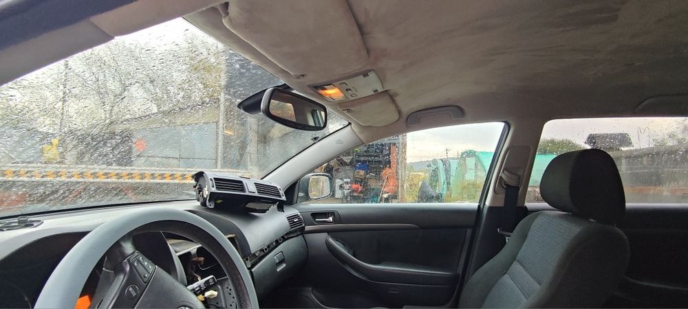 Toyota avensis 2.0d4d 2.0 122 на части