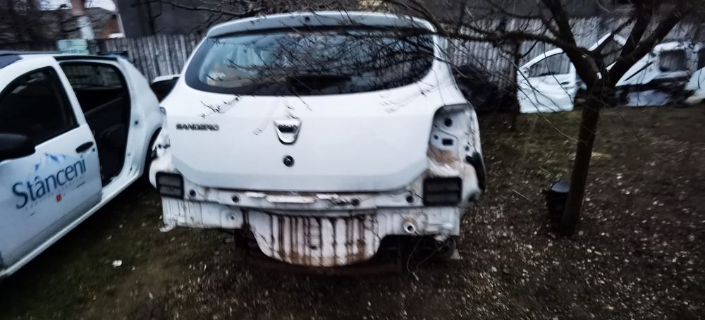 Parte spate aripi spate Duster Sandero Pavilion Dokker