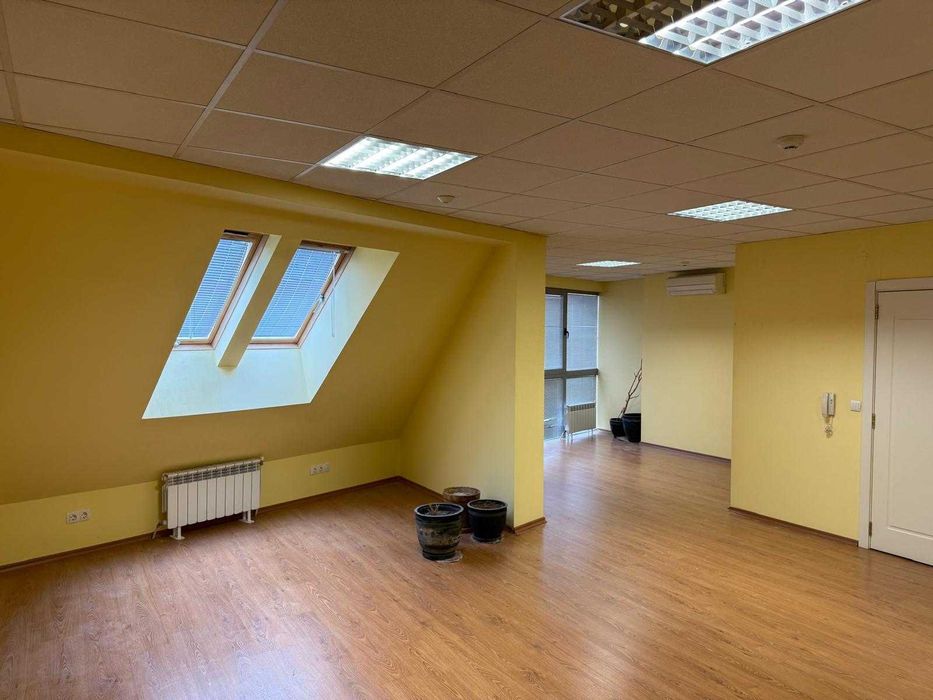 Отдава офис в ж.к.Младост-2