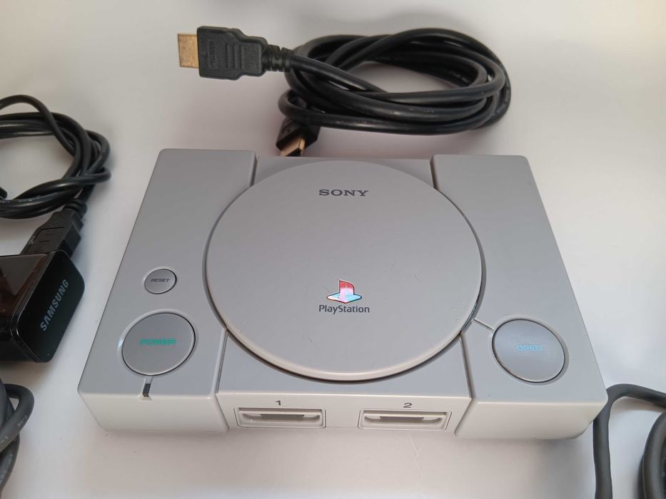 Consola PS1 Sony model SCPH1000R, Micro, Originala ,20 Jocuri incluse