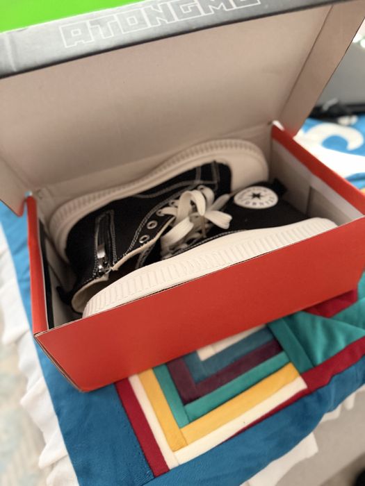 Продам кеды , новые детские