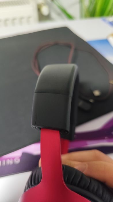 Căști gaming HyperX Cloud III, Black/Red.