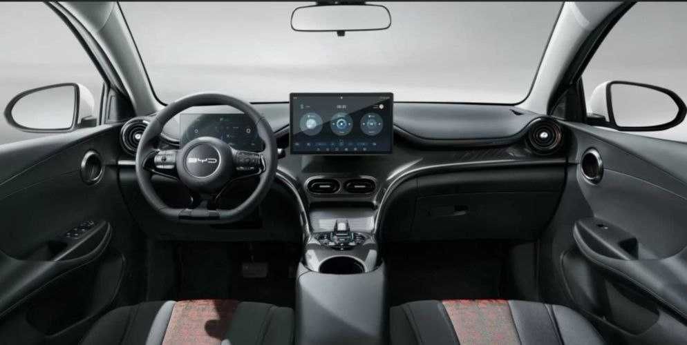 BYD E2 2025 naqtga va nasiyaga chiqazib beramiz