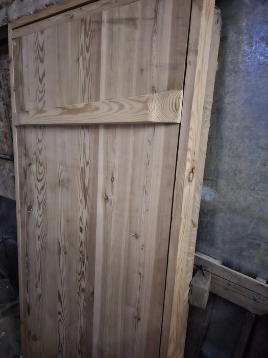 Вагонка, брус, уголки, трапы