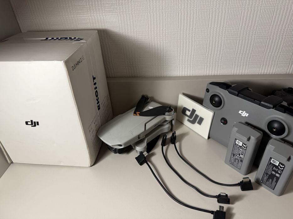 DJI Mini 2 SE – напълно изряден, 2 батерии