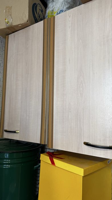 Срочно продам кухонный гарнитур!