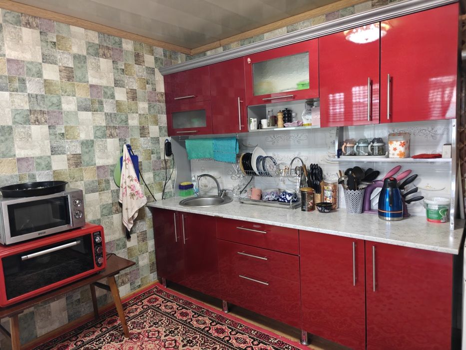 Срочно! Кибрай Сохибкор махалласида 6сот 5хонали уй сотилади