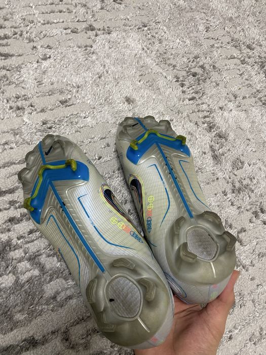 Футбольные Бутсы 42 размер