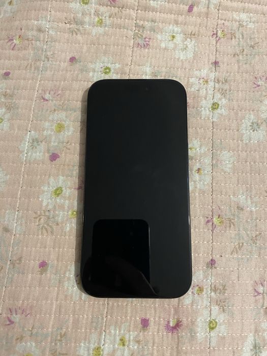 продам iphone 16 pro