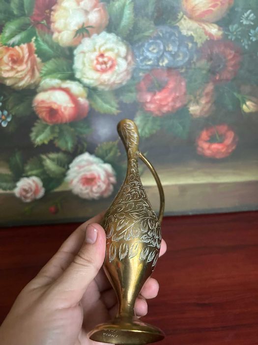 A444 215g 20 cm H Vaza de alama
