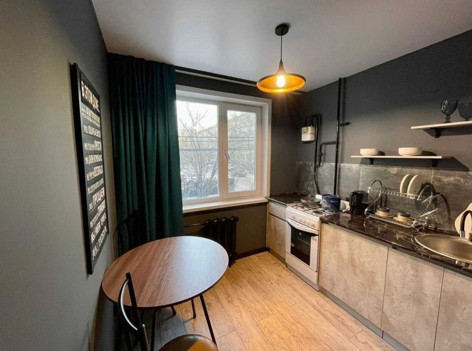 Сдаю однушку посуточно в центре города