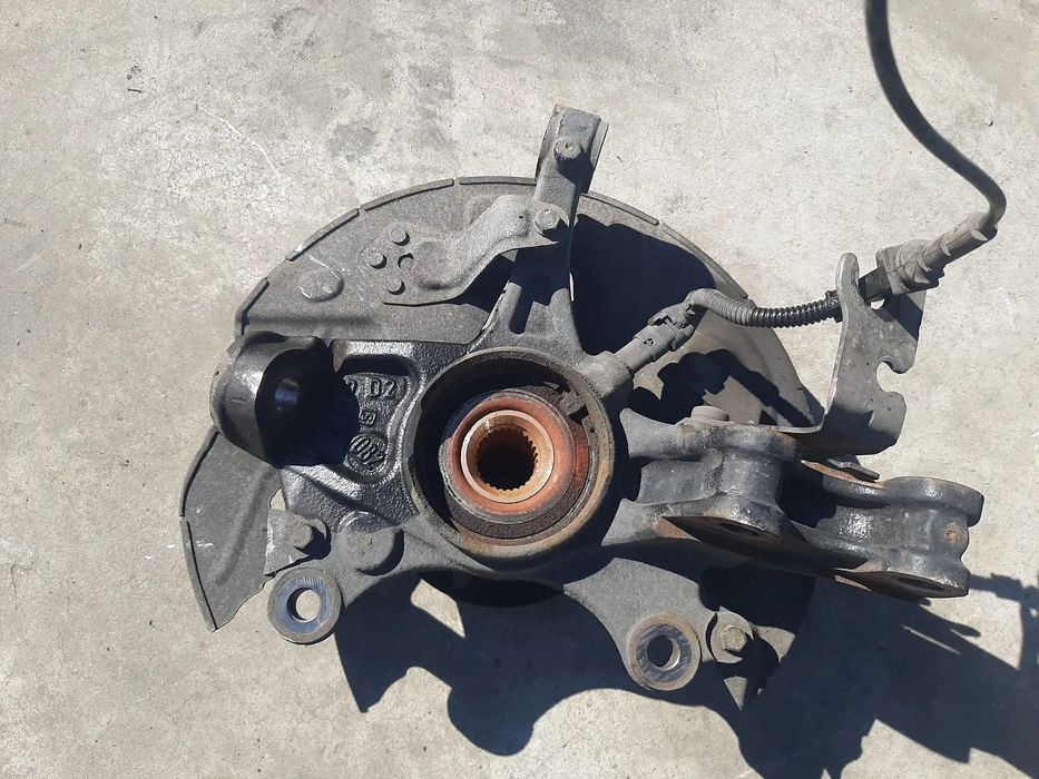 fuzeta stanga fata peugeot 3008 2 gt line 1.5 hdi  2016-2020