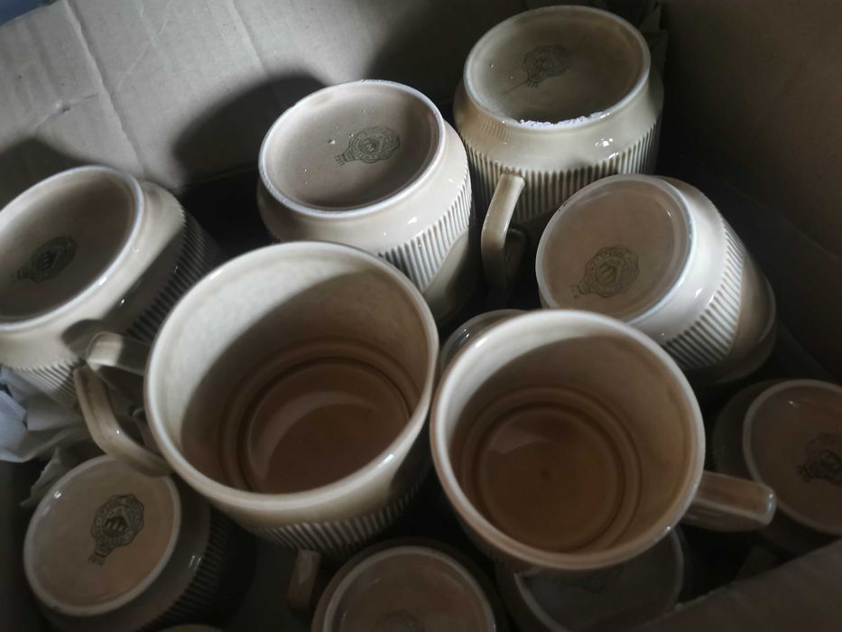 Комолект от  17 чаши